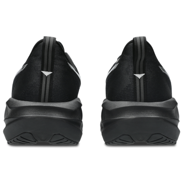 ASICS® Novablast 5