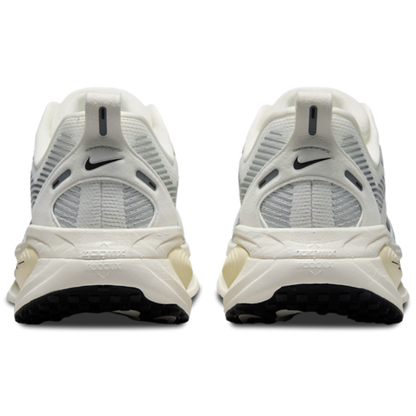 Nike Vomero 18